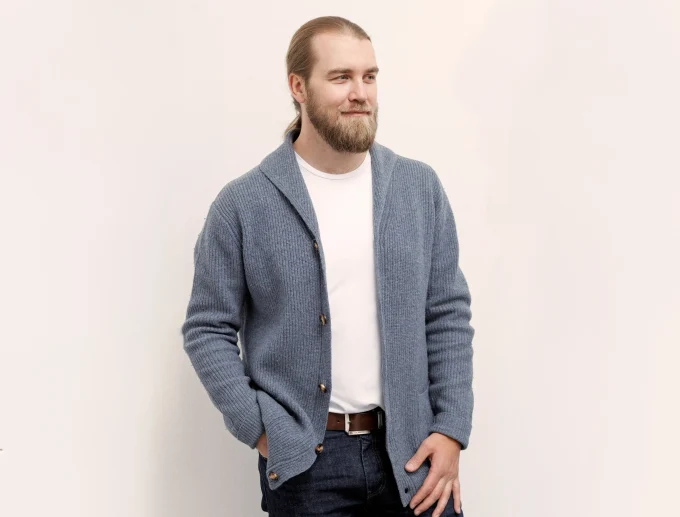 Меня зовут Дмитрий
Я телесный психолог